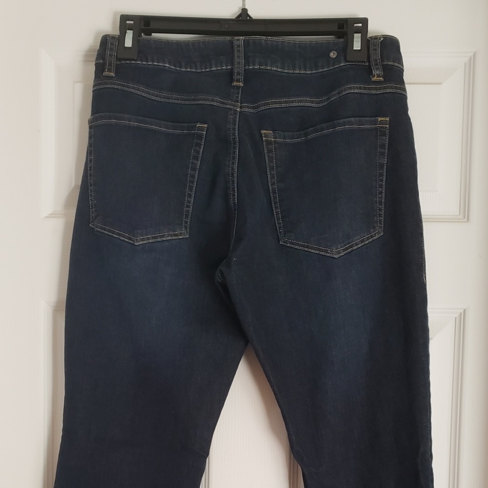 CAbi  Boot Cut Denim jeans sz 6